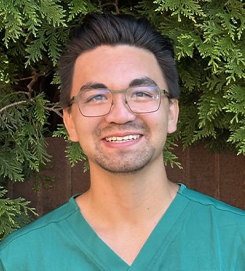 Dr. Reynolds Chin, Vienna Surgical Intern